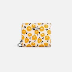 New Coach CBO76 Snap Wallet with Floral Print Chalk / Buttercup Multi